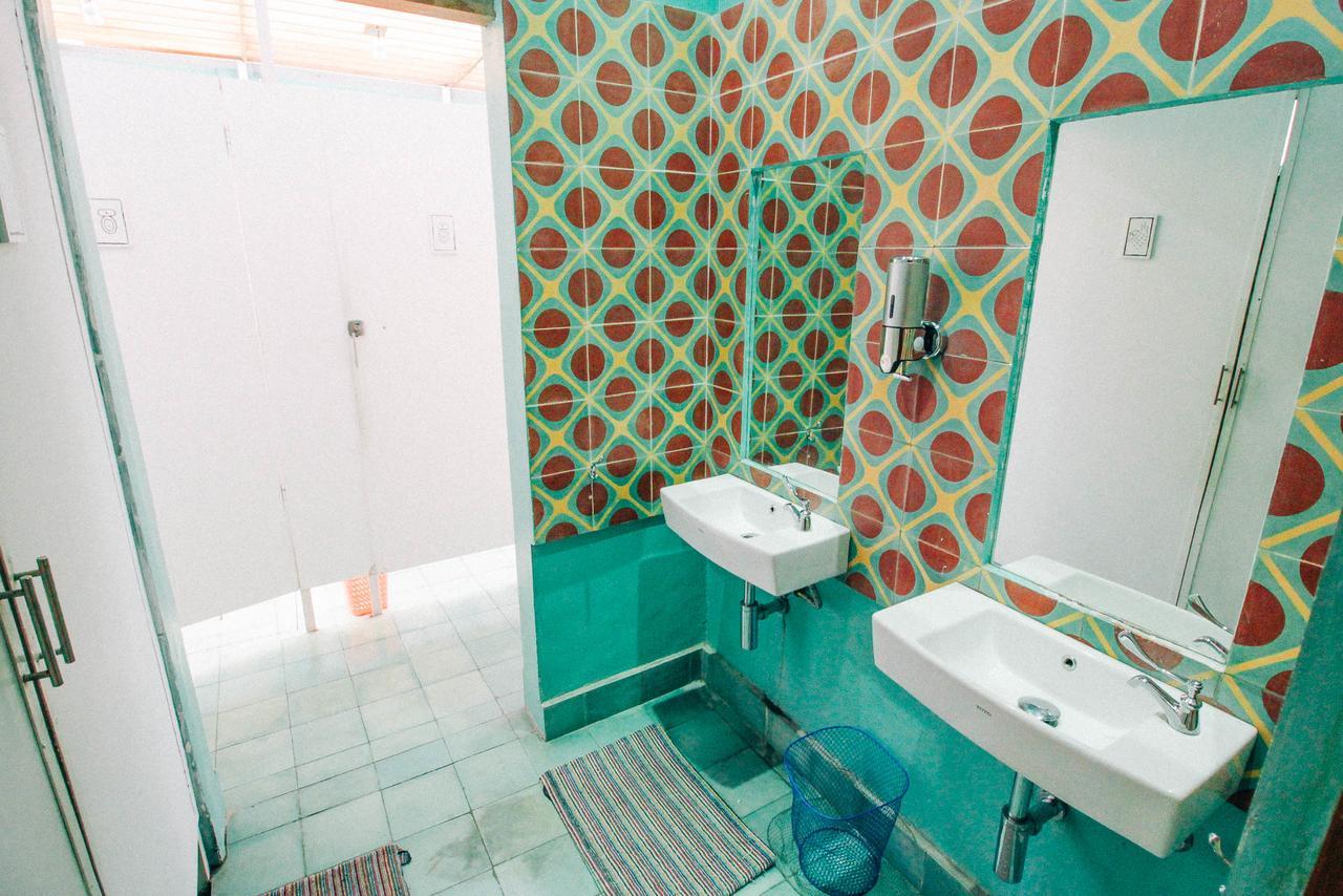 Reddoorz Hostel @ Kotagede Джокьякарта Экстерьер фото