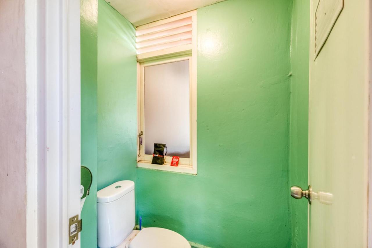 Reddoorz Hostel @ Kotagede Джокьякарта Экстерьер фото